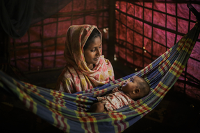 Rohingya mother and child
